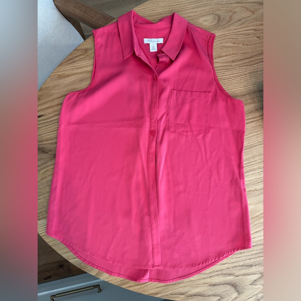 Nordsrom signature small pink silk sleeveless top